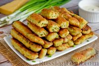 Фото к рецепту: Сырные палочки на кефире, с зелёным луком (на сковороде)
