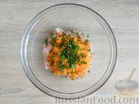 Фото приготовления рецепта: Котлеты из индейки с морковью и фетой - шаг №5