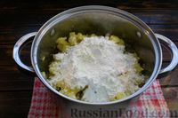 Фото приготовления рецепта: Жареные палочки из картофельного пюре, с кунжутом (во фритюре) - шаг №6