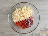 Фото приготовления рецепта: Корзинки из лаваша, с ветчиной, помидорами, маслинами и сыром (в духовке) - шаг №9