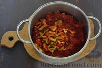 Фото приготовления рецепта: Томатный суп с фасолью и кускусом - шаг №9