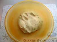 Фото приготовления рецепта: Торт на сгущёнке, со сметанным кремом (на сковороде) - шаг №7