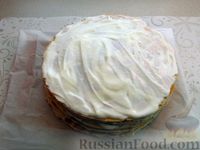 Фото приготовления рецепта: Торт на сгущёнке, со сметанным кремом (на сковороде) - шаг №22