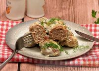 Фото приготовления рецепта: Котлеты из говядины с беконом, запечённые в сливочно-грибном соусе - шаг №17