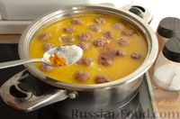 Фото приготовления рецепта: Сырный суп с жареными фрикадельками - шаг №13