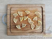 Фото приготовления рецепта: Бутерброды с красной рыбой, яичной намазкой и лимоном - шаг №10