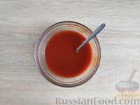 Фото приготовления рецепта: Куриная печень, тушенная в томатно-соевом соусе с мёдом - шаг №11