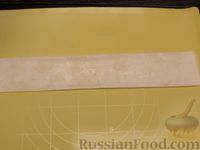 Фото приготовления рецепта: Пирожки из теста фило, с творогом и шпинатом - шаг №8