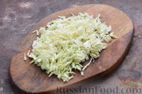 Фото приготовления рецепта: Котлеты-лодочки из мясного фарша и капусты с картофельным пюре - шаг №3