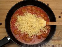 Фото приготовления рецепта: Спагетти с фрикадельками и сыром в томатном соусе (на сковороде) - шаг №11