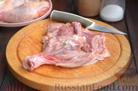 Фото приготовления рецепта: Мясо по-французски из куриных окорочков - шаг №4