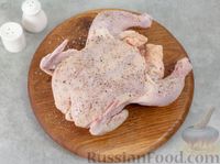 Фото приготовления рецепта: Курица, запечённая с апельсинами - шаг №3