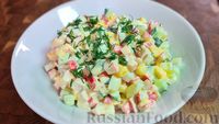 Фото приготовления рецепта: Крабовый салат без риса - шаг №5
