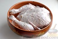 Фото приготовления рецепта: Курица в кефирном маринаде, запечённая с картофелем и болгарским перцем - шаг №3