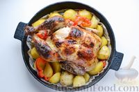 Фото приготовления рецепта: Курица в кефирном маринаде, запечённая с картофелем и болгарским перцем - шаг №7