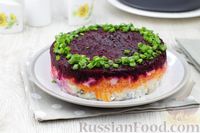 Фото приготовления рецепта: Салат-торт "Селёдка под шубой" - шаг №13