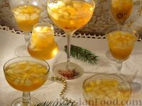 Фото приготовления рецепта: Желе из шампанского с апельсинами и ананасами - шаг №9