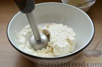 Фото приготовления рецепта: Творожный чизкейк с апельсиновым желе (без выпечки) - шаг №8