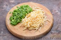Фото приготовления рецепта: Картофельная запеканка с фаршем и сыром - шаг №8