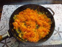 Фото приготовления рецепта: Мясные тефтели с булгуром в овощном соусе (на сковороде) - шаг №10