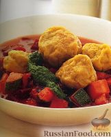 Фото к рецепту: Суп с овощами и пряными "кубби" с бараниной