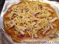 Фото приготовления рецепта: Картофельная запеканка "Пицца" - шаг №10