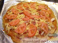 Фото приготовления рецепта: Картофельная запеканка "Пицца" - шаг №12