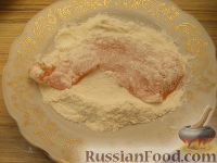 Фото приготовления рецепта: Куриное филе в томатно-сливочном льезоне - шаг №6