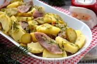 Фото к рецепту: Салат с языком, картофелем, солёными огурцами и соусом чимичурри