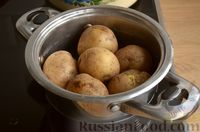 Фото приготовления рецепта: Салат с языком, картофелем, солёными огурцами и соусом чимичурри - шаг №7