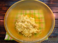 Фото приготовления рецепта: Картофельные котлеты с грецкими орехами и кабачками - шаг №2