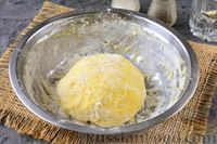 Фото приготовления рецепта: Вареники с картошкой и сыром фета - шаг №11