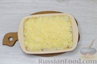 Фото приготовления рецепта: Рисовая запеканка с шампиньонами и сосисками - шаг №12