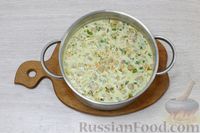 Фото приготовления рецепта: Сливочный суп с курицей и шампиньонами - шаг №12