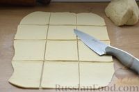 Фото приготовления рецепта: Хлеб-гармошка с сыром и прованскими травами - шаг №11