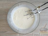 Фото приготовления рецепта: Мраморный кекс на растительном масле - шаг №3
