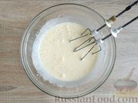 Фото приготовления рецепта: Банановый кекс с ванилью - шаг №6
