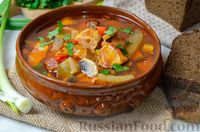 Фото к рецепту: Мясной суп с шампиньонами и маринованными огурцами