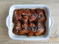 Фото приготовления рецепта: Куриные крылышки в соусе терияки, запечённые в духовке - шаг №8