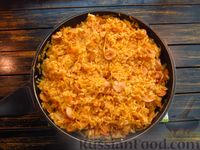 Фото приготовления рецепта: Тушёная капуста с рисом и сосисками - шаг №15