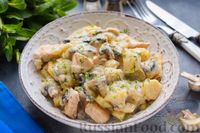 Фото к рецепту: Рагу с курицей, картофелем, шампиньонами и имбирём