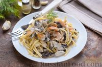 Фото к рецепту: Спагетти с грибами и морепродуктами в сливочном соусе