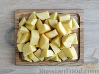 Фото приготовления рецепта: Тушёная картошка с мясом, грибами и сметаной - шаг №11