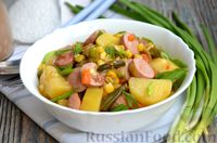Фото приготовления рецепта: Рагу из замороженных овощей с картошкой и сосисками - шаг №10