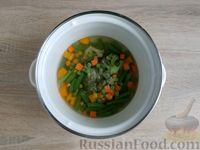 Фото приготовления рецепта: Котлеты из замороженных овощей - шаг №3