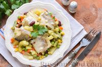 Фото приготовления рецепта: Рыба, тушенная с замороженными овощами и картофелем (в мультиварке) - шаг №9