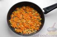 Фото приготовления рецепта: Котлеты из гречки с овощами и сметаной - шаг №6
