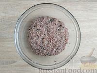 Фото приготовления рецепта: Котлеты из свинины с грибами (в духовке) - шаг №9