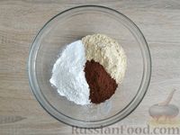 Фото приготовления рецепта: Шоколадное печенье с кукурузной мукой - шаг №2