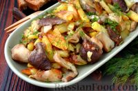 Фото приготовления рецепта: Жареная картошка с солёными грибами - шаг №13
